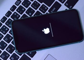 Apple Tikung Xiaomi untuk Klaim Produsen Ponsel Terbesar