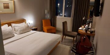 Mencoba Terbang Perdana dengan Super Air Jet