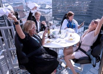 Lounge In The Sky Hadir di Jakarta, Kulineran Diatas Udara