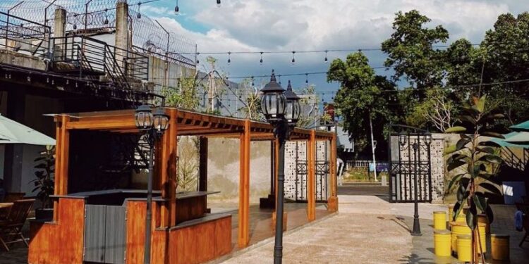 Nyari Tempat Nongkrong Paling Asik? 15th Park Kemang