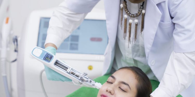 3 Fakta yang Perlu Diketahui Seputar Masker Darah Menstruasi