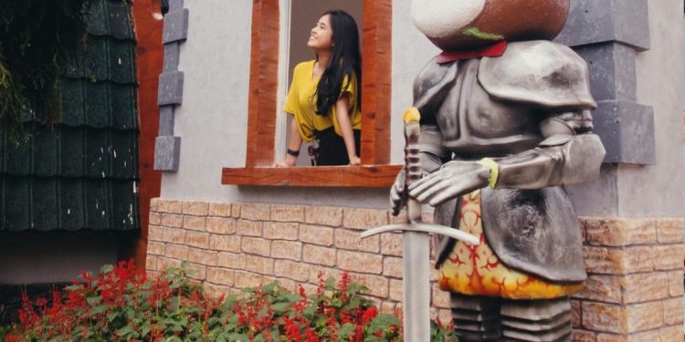 Berasa Keliling Dunia, Nicole’s River Park Hadirkan Theme Park di Puncak