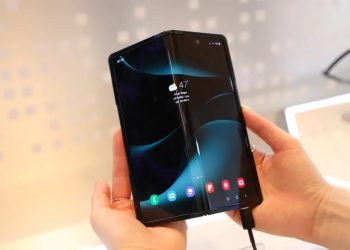 Prototipe Baru Ponsel Lipat Samsung di CES 2023, Bisa Berputar 360 Derajat