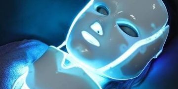 Mengenal LED Mask, Perawatan Kulit ‘Masa Depan’ ala Artis Korea