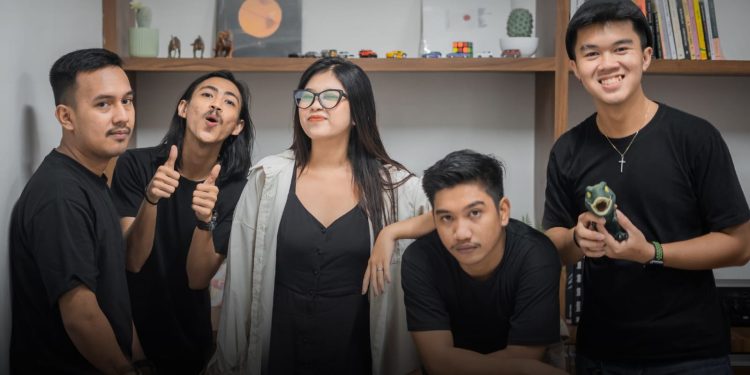 Setelah Tertunda 3 Tahun, Akhirnya Paradivya Rilis lagu “Sampai Kapan”