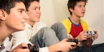 3 Aplikasi Game ini Bisa Kamu Mainkan Bersama Teman dan Keluarga loh!