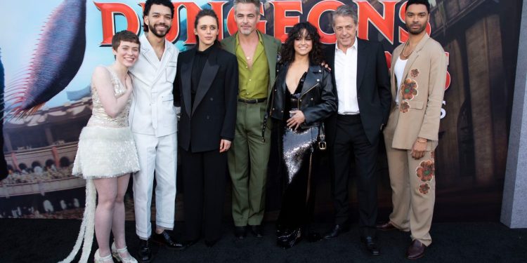 Diajak ke Dunia Fantasi dengan Visual yang Mulus bersama Chris Pine dan Michelle Rodriguez