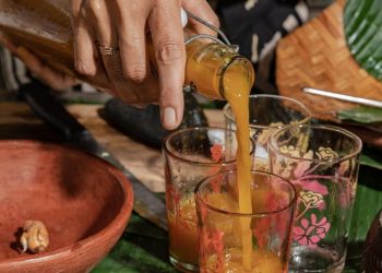 WANITA PENJUAL JAMU MASUK DALAM VOGUE MAGAZINE DI INSTAGRAM