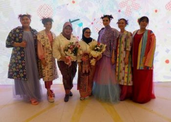 Kolaborasi Omerame X Deeloo Luncurkan Busana dari Inspirasi Budaya Indonesia