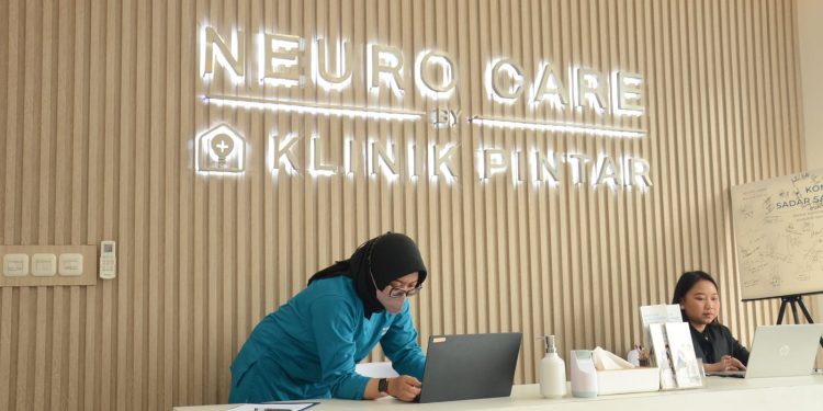 Perempuan Rentan Sakit di Pergelangan Tangan, Waspada Kesemutan Biasa atau Saraf Kejepit