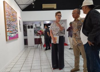“Painting Out Loud”: Syahnagra Ismail Rayakan Lima Dekade Berkarya
