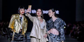 Get The Spotlight! Kolaborasi Memukau Infinix Zero 30 dengan 3 Desainer Ternama  di Jakarta Fashion Week 2024