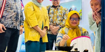 Konsisten Dukung Digitalisasi UKM XL Axiata Sosialisasi Solusi Digital dan Sisternet di HUT ke-44 DEKRANAS