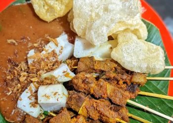 Rekomendasi Kuliner Viral di Pasar Santa