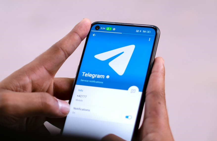 Telegram Sibuk Lawan Kelompok Ekstremis