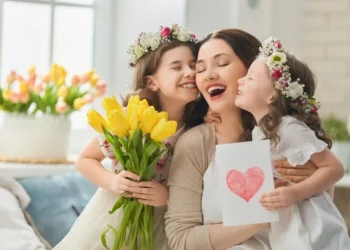 Ide Peringatan Hari Ibu 2025: Merayakan Cinta, Peran, dan Ketangguhan Perempuan