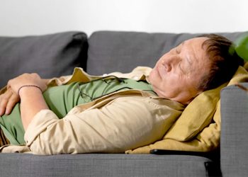 Penyintas Kanker Lansia: Bukan Hanya Soal Usia Panjang, Tapi Hidup yang Tetap Berkualitas