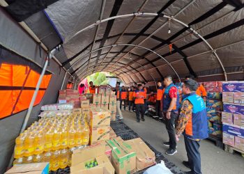 Percepat Respons Darurat Gempa NTT, IDSurvey Group Salurkan 2,4 Ton Bantuan melalui BNPB